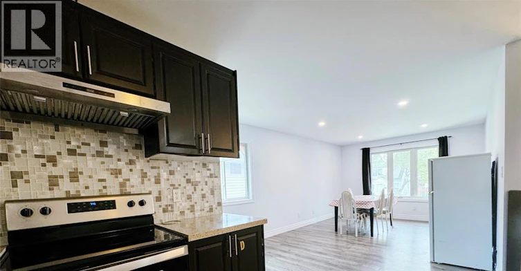 UPPER-475 Josephine, Windsor, ON, N9B 2K9 - 5