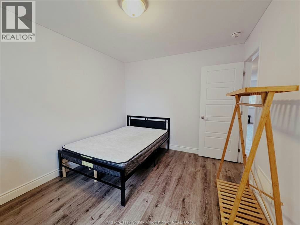 UPPER-475 Josephine, Windsor, ON, N9B 2K9 - 11