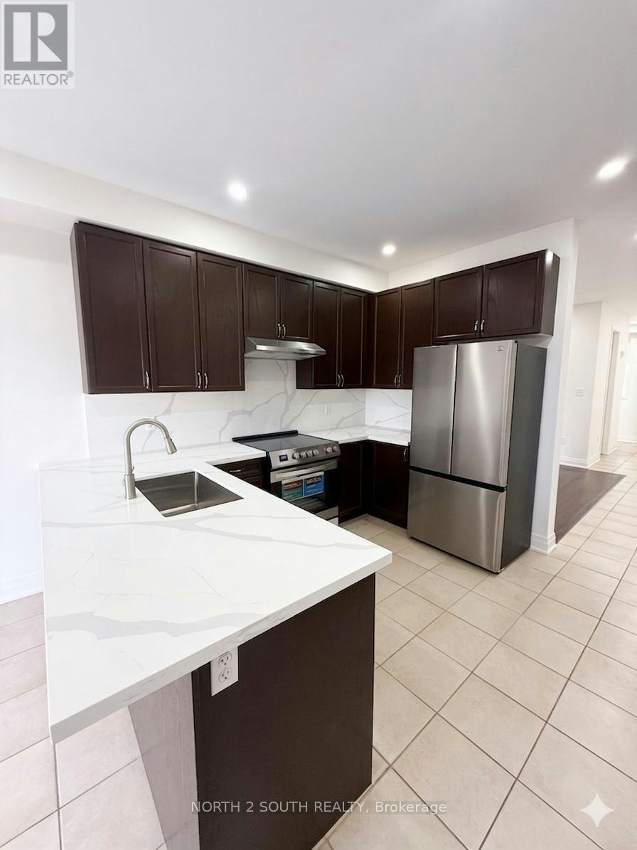 UPPER-2271 Whitewood Crescent, Innisfil, ON, L9S 2B1 - 2