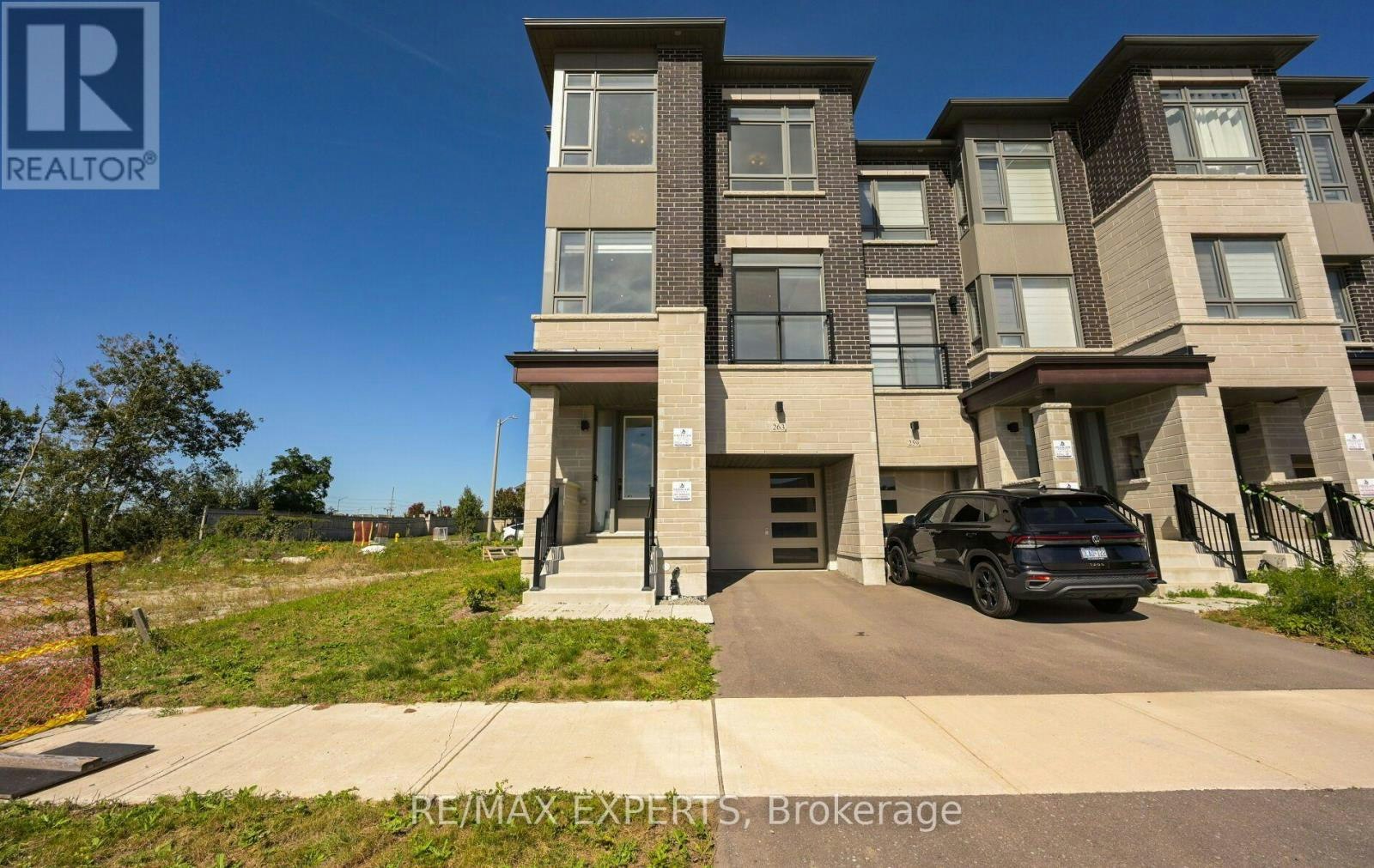 263 Tennant Circle, Vaughan, ON, L4H 5L3 - 2