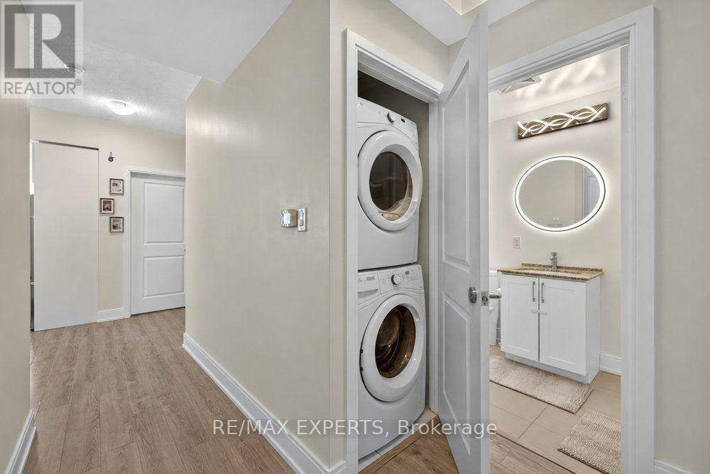 208B-9600 Yonge Street, Richmond Hill, ON, L4C 0X3 - 19