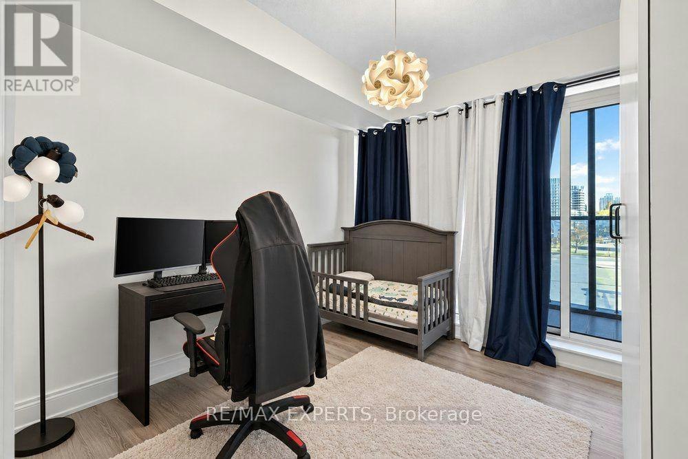 208B-9600 Yonge Street, Richmond Hill, ON, L4C 0X3 - 18