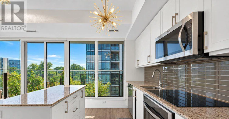 208B-9600 Yonge Street, Richmond Hill, ON, L4C 0X3 - 9