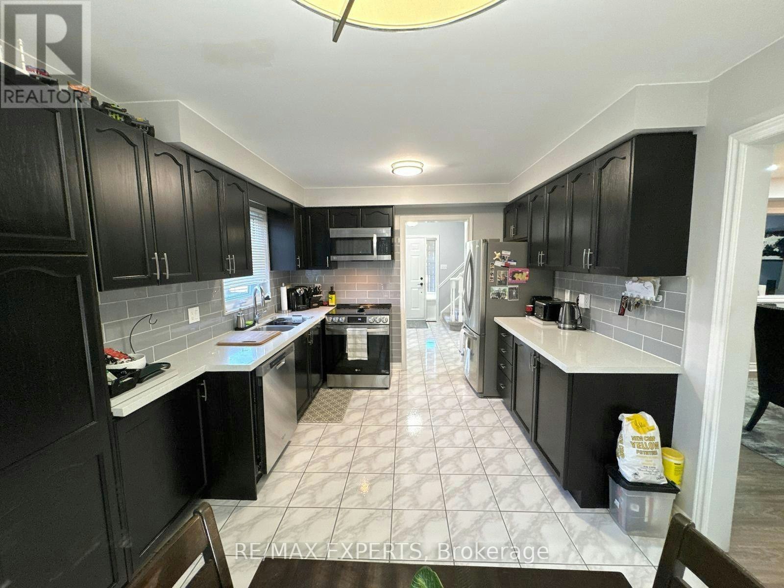 31 Esposito Drive, Caledon, ON, L7E 1T3 - 13