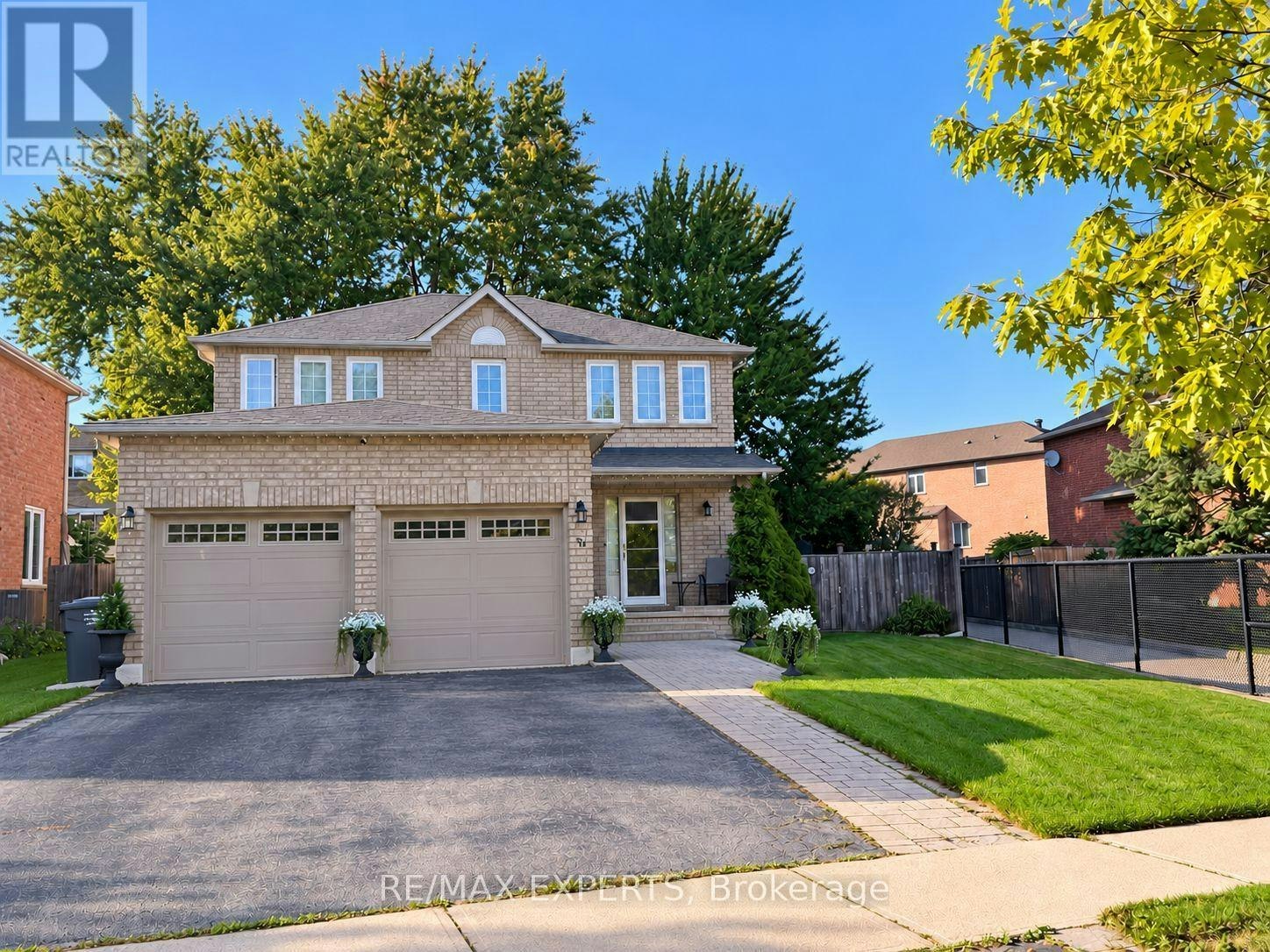 31 Esposito Drive, Caledon, ON, L7E 1T3