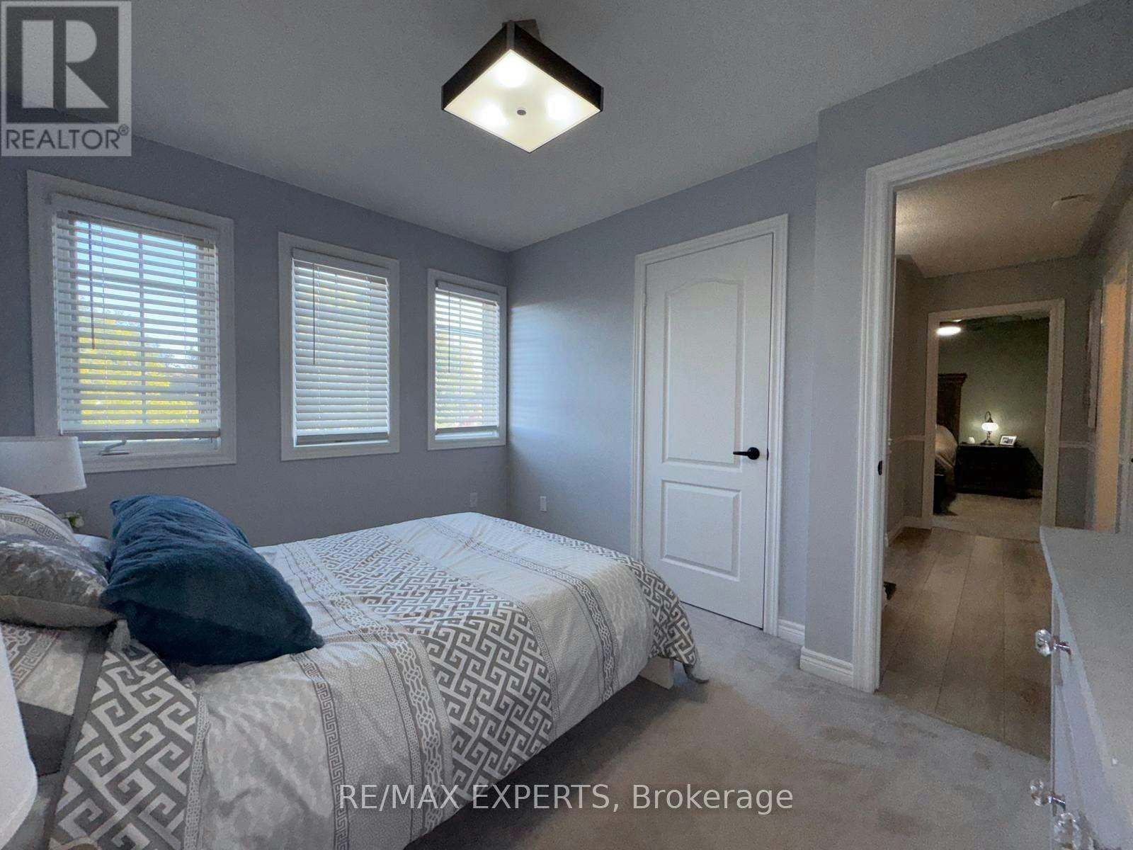 31 Esposito Drive, Caledon, ON, L7E 1T3 - 35