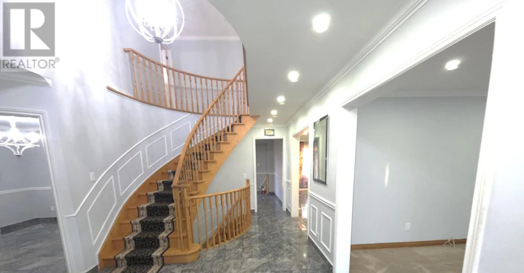 36 Kearney Drive, Toronto, ON, M9W 5J8 - 3