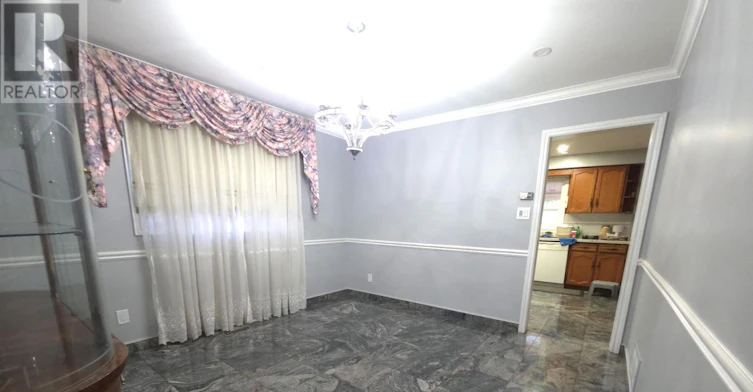 36 Kearney Drive, Toronto, ON, M9W 5J8 - 5