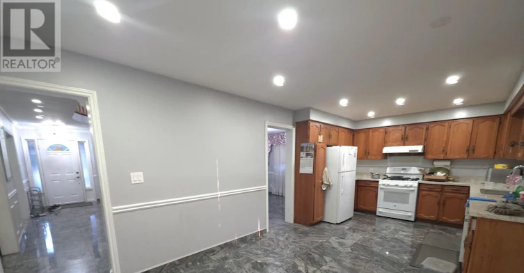 36 Kearney Drive, Toronto, ON, M9W 5J8 - 8