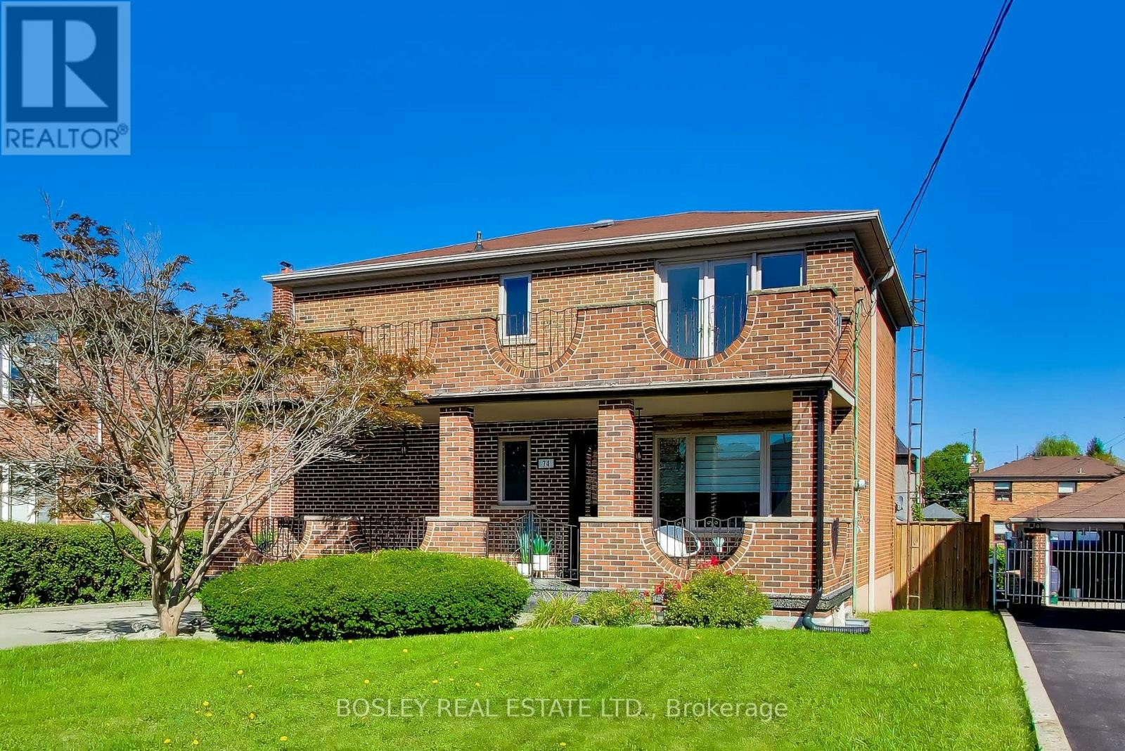 74 Raven Road, Toronto, ON, M6L 2A7