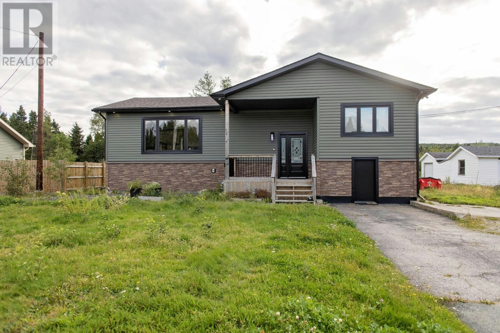 6 Cabot Road, Gambo, NL, A0G 1T0
