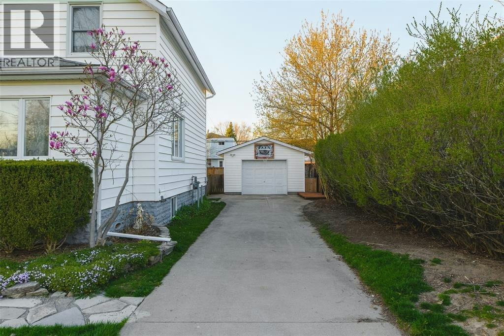 316 Bright Street, Sarnia, ON, N7T 4G2 - 3