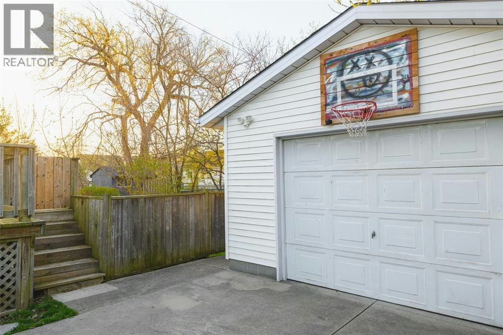 316 Bright Street, Sarnia, ON, N7T 4G2 - 4