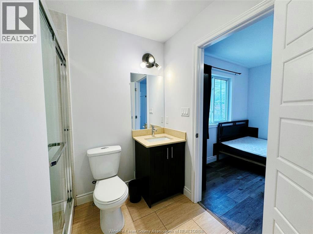ROOM 1-475 Josephine, Windsor, ON, N9B 2K9 - 18