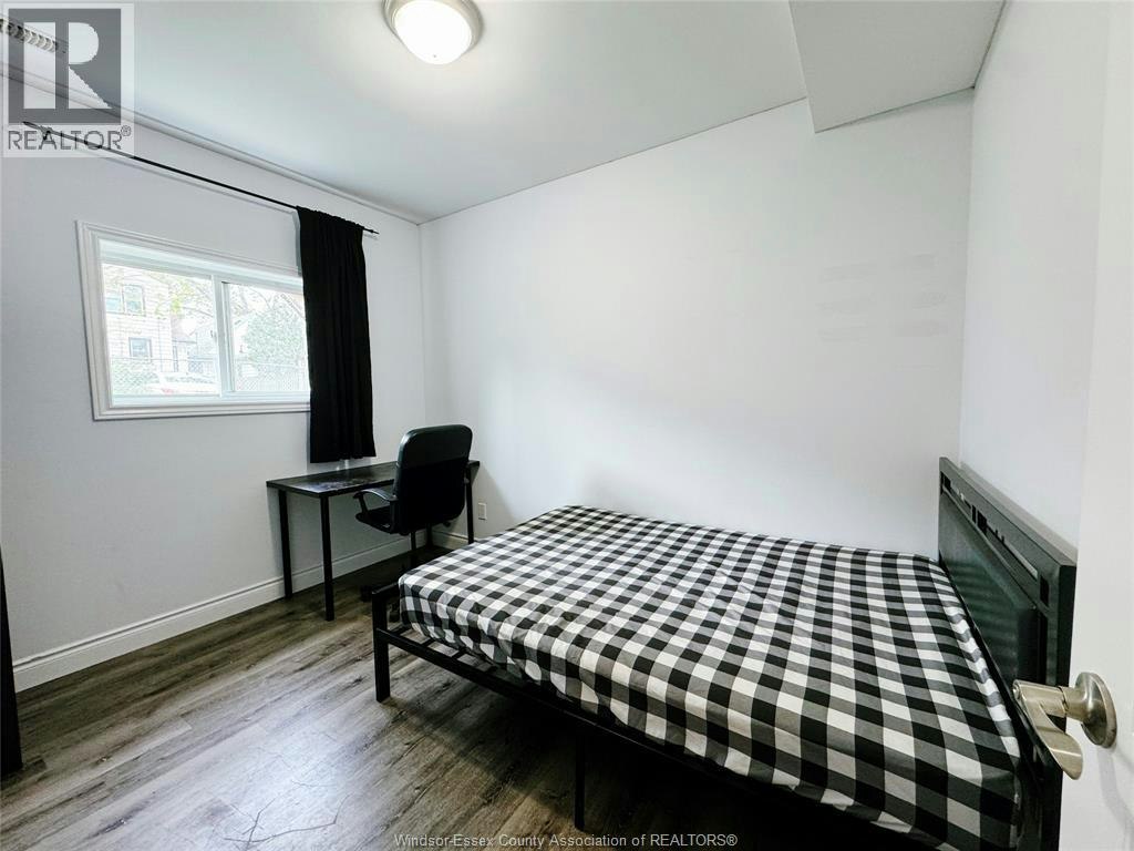 ROOM 1-475 Josephine, Windsor, ON, N9B 2K9 - 24