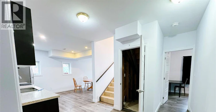 LOWER-475 Josephine, Windsor, ON, N9B 2K9 - 5