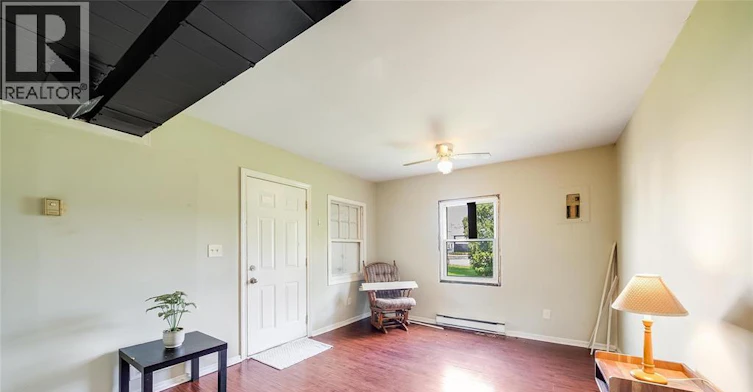 5837 Tecumseh Road East, Windsor, ON, N8T 1E1 - 6