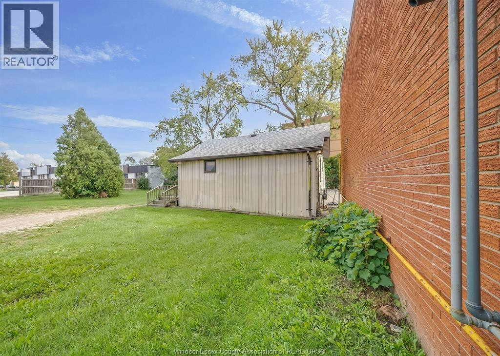 5837 Tecumseh Road East, Windsor, ON, N8T 1E1 - 39