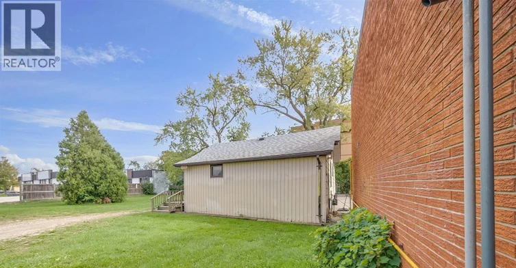 5837 Tecumseh Road East, Windsor, ON, N8T 1E1 - 39
