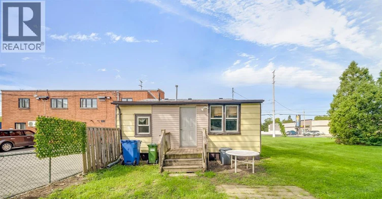 5837 Tecumseh Road East, Windsor, ON, N8T 1E1 - 34