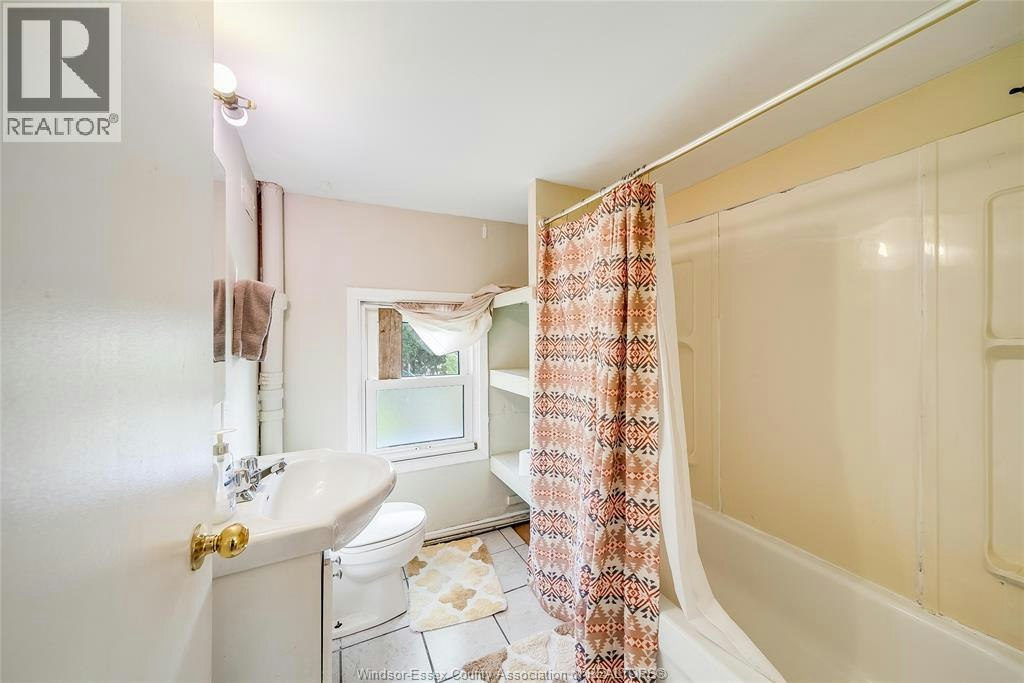5837 Tecumseh Road East, Windsor, ON, N8T 1E1 - 26