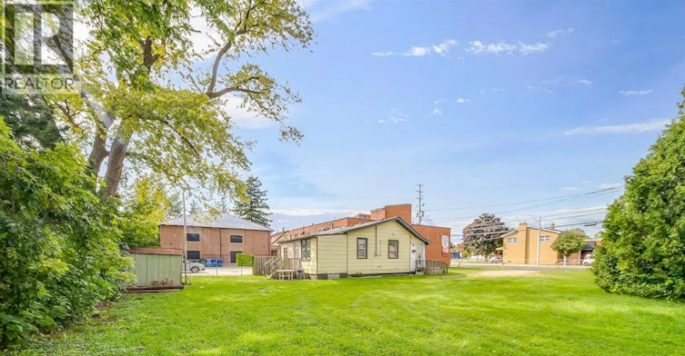5837 Tecumseh Road East, Windsor, ON, N8T 1E1 - 35