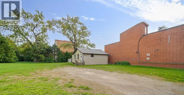 5837 Tecumseh Road East, Windsor, ON, N8T 1E1 - 41