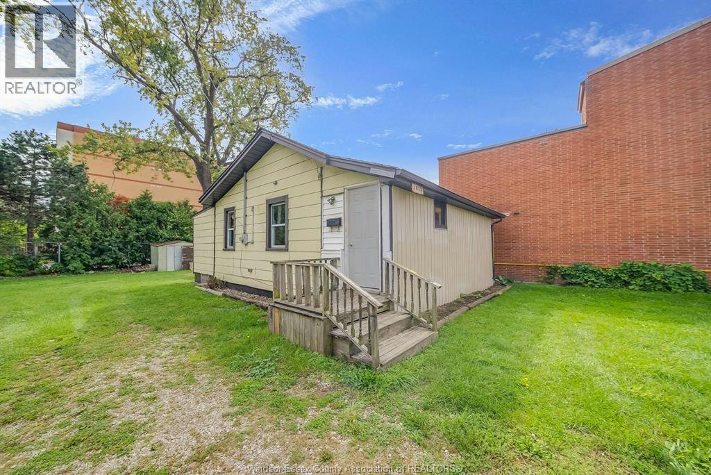 5837 Tecumseh Road East, Windsor, ON, N8T 1E1