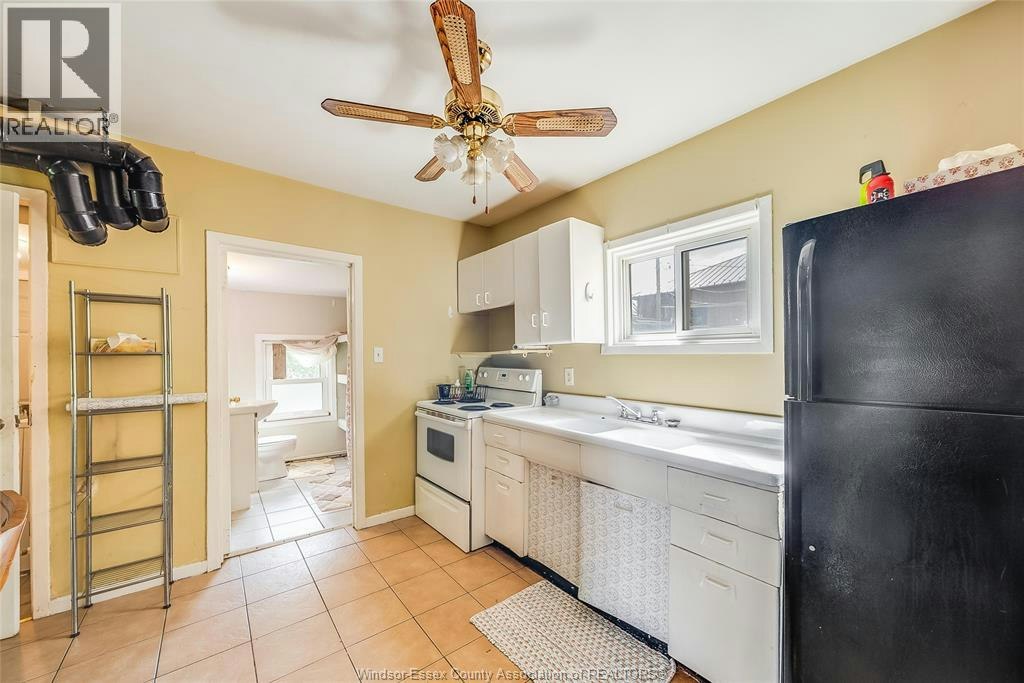 5837 Tecumseh Road East, Windsor, ON, N8T 1E1 - 11