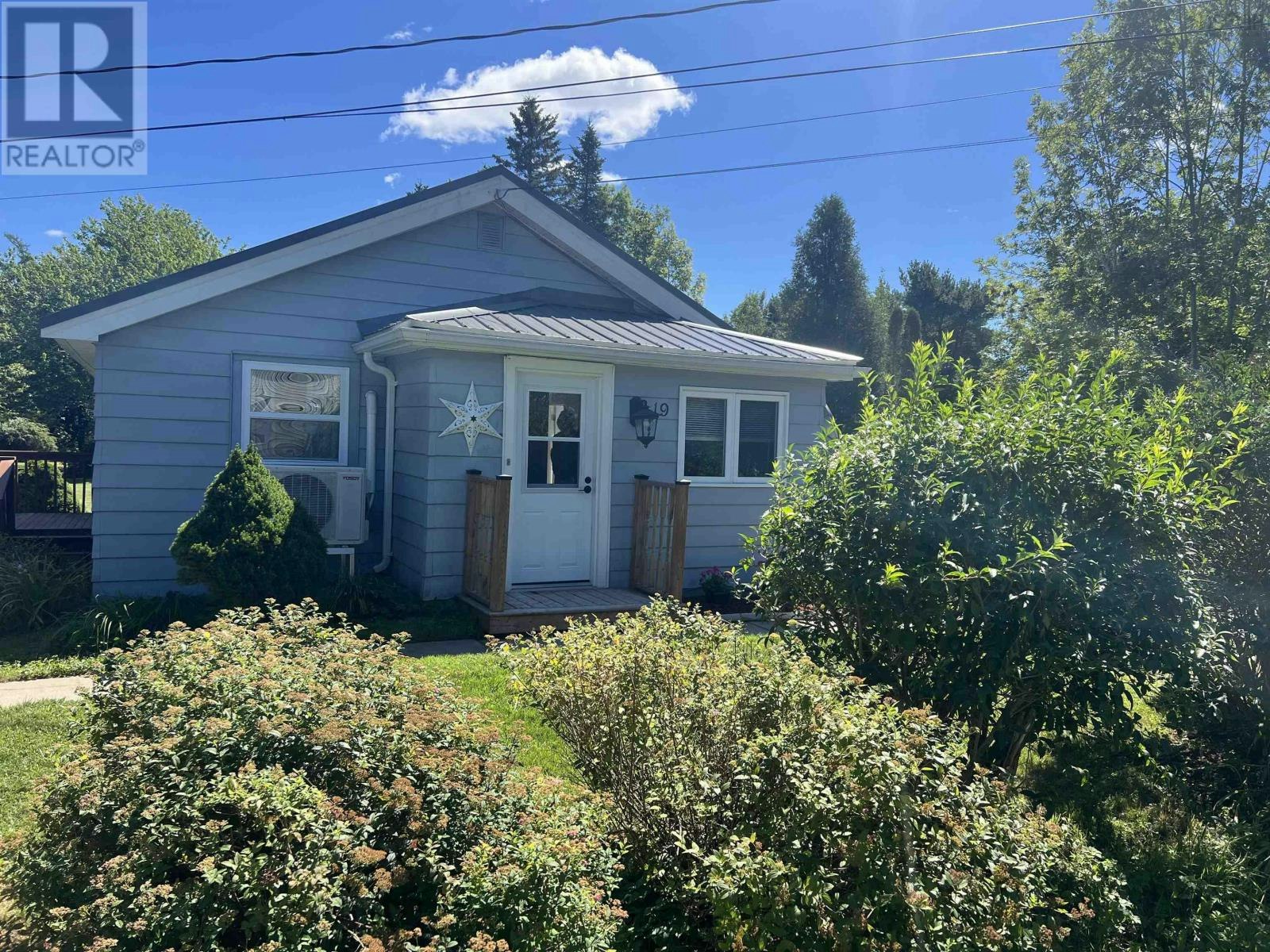 19 Davidson Road, Porters Lake, NS, B3E 1E7