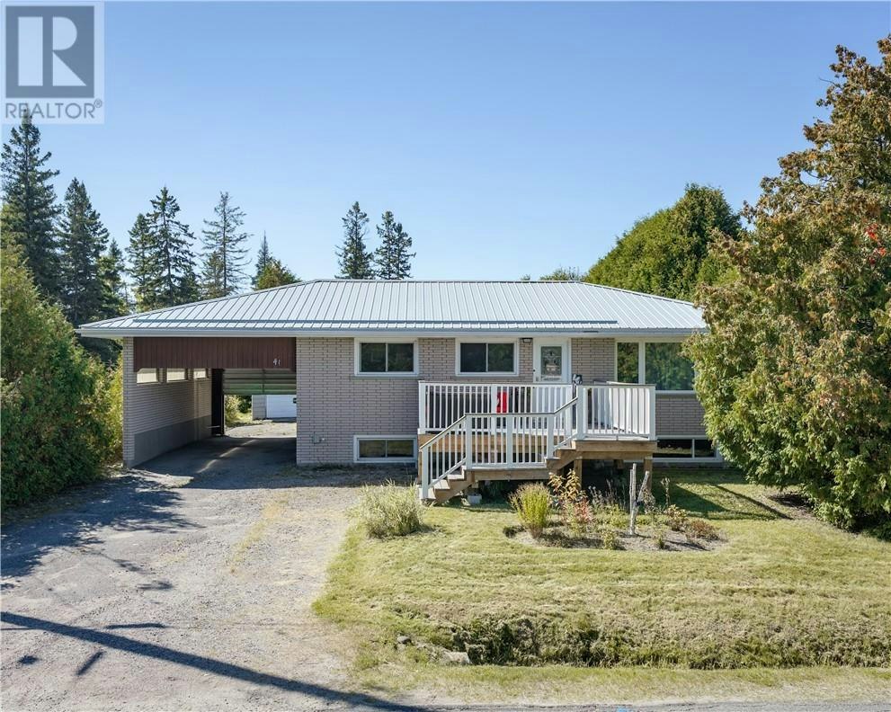 41 Moxam Drive, Greater Sudbury, ON, P3Y 1C5