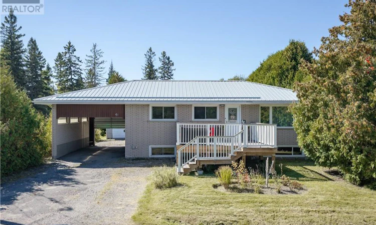 41 Moxam Drive