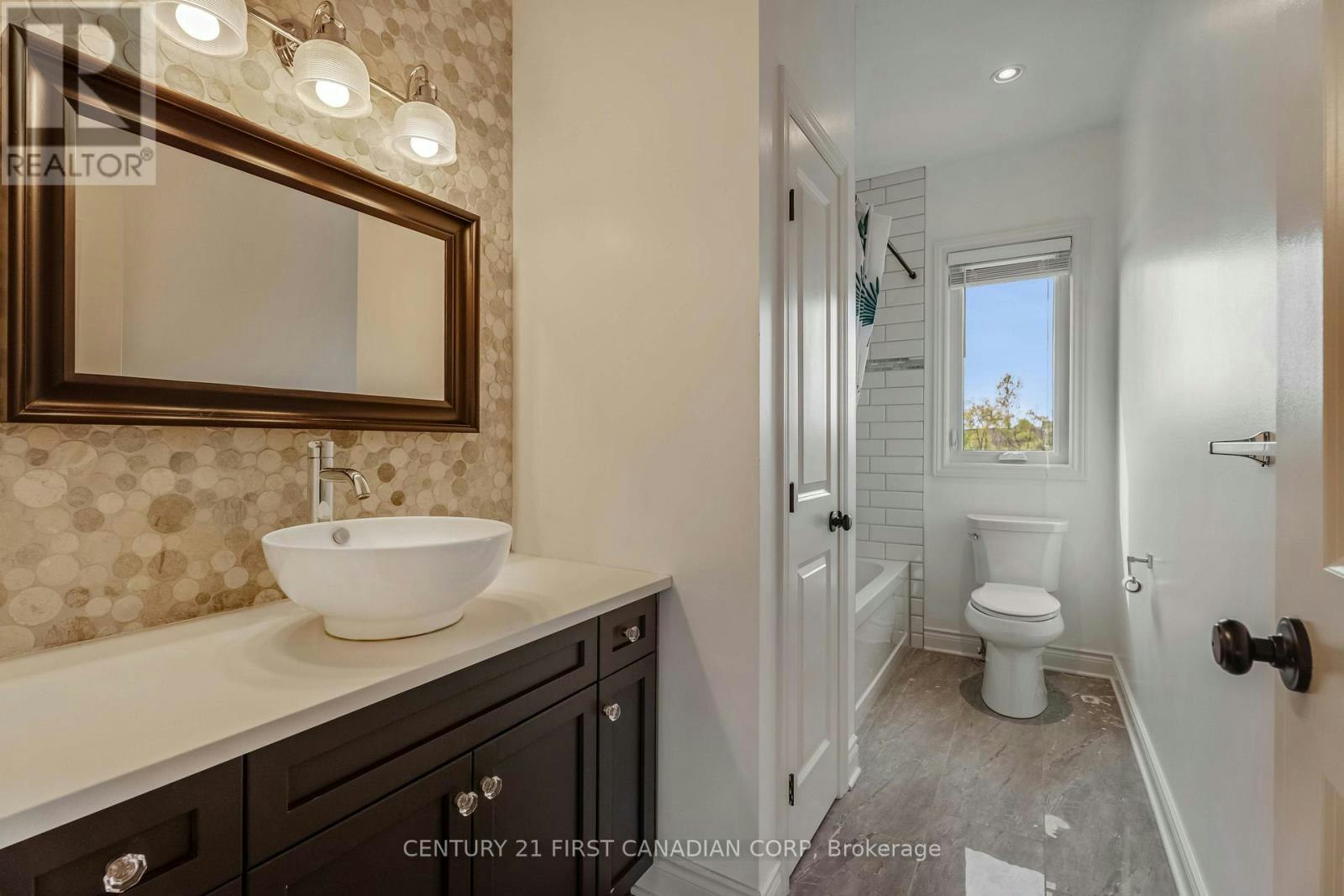 569 Eclipse Walk, London, ON, N5X 0J9 - 34