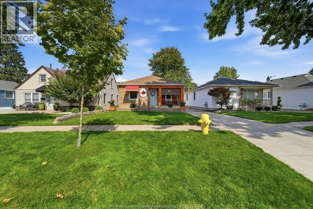 2540 Chandler, Windsor, ON, N8W 4B1