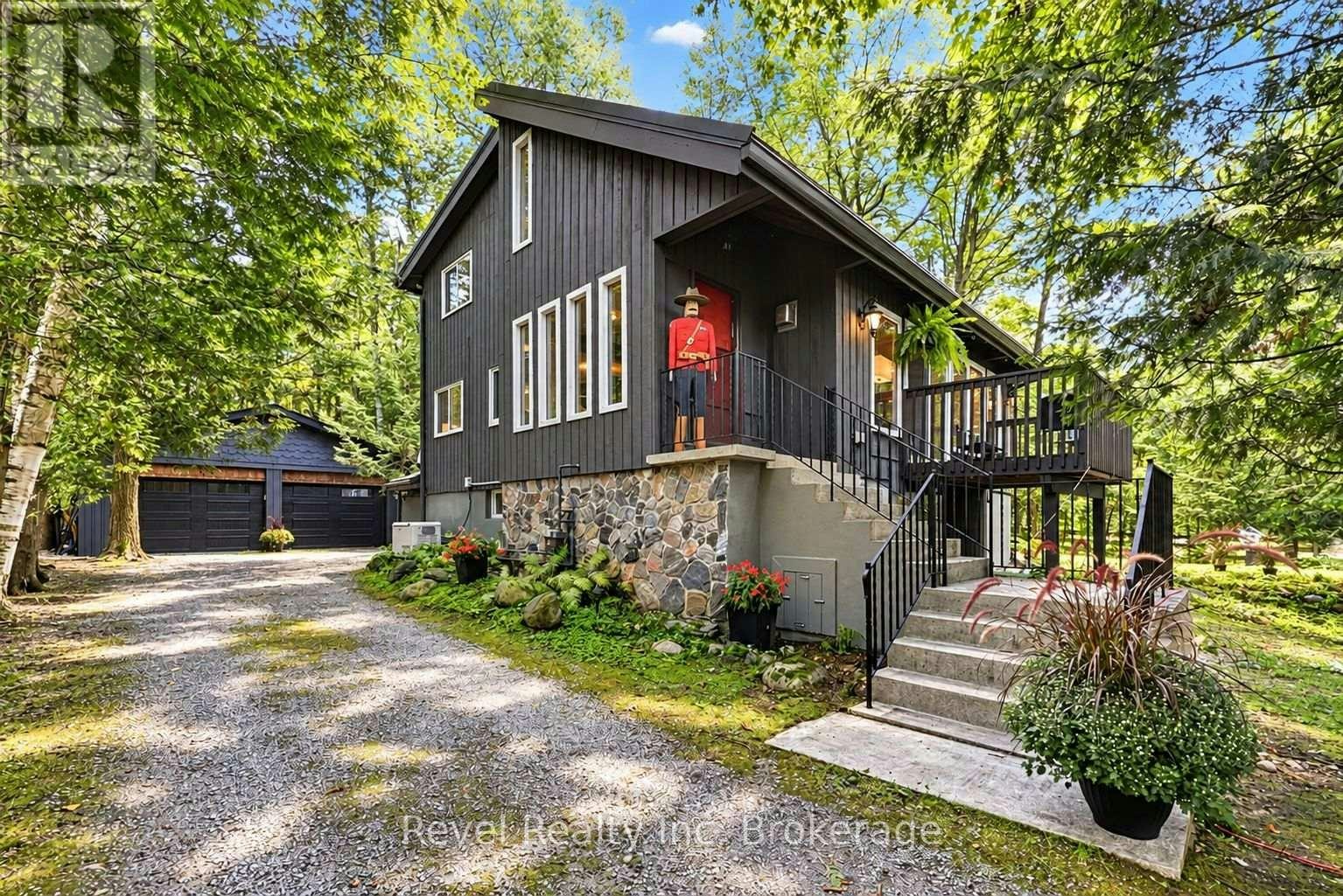 33 Greenwood Drive, Tiny, ON, L0L 2J0