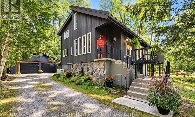 33 Greenwood Drive