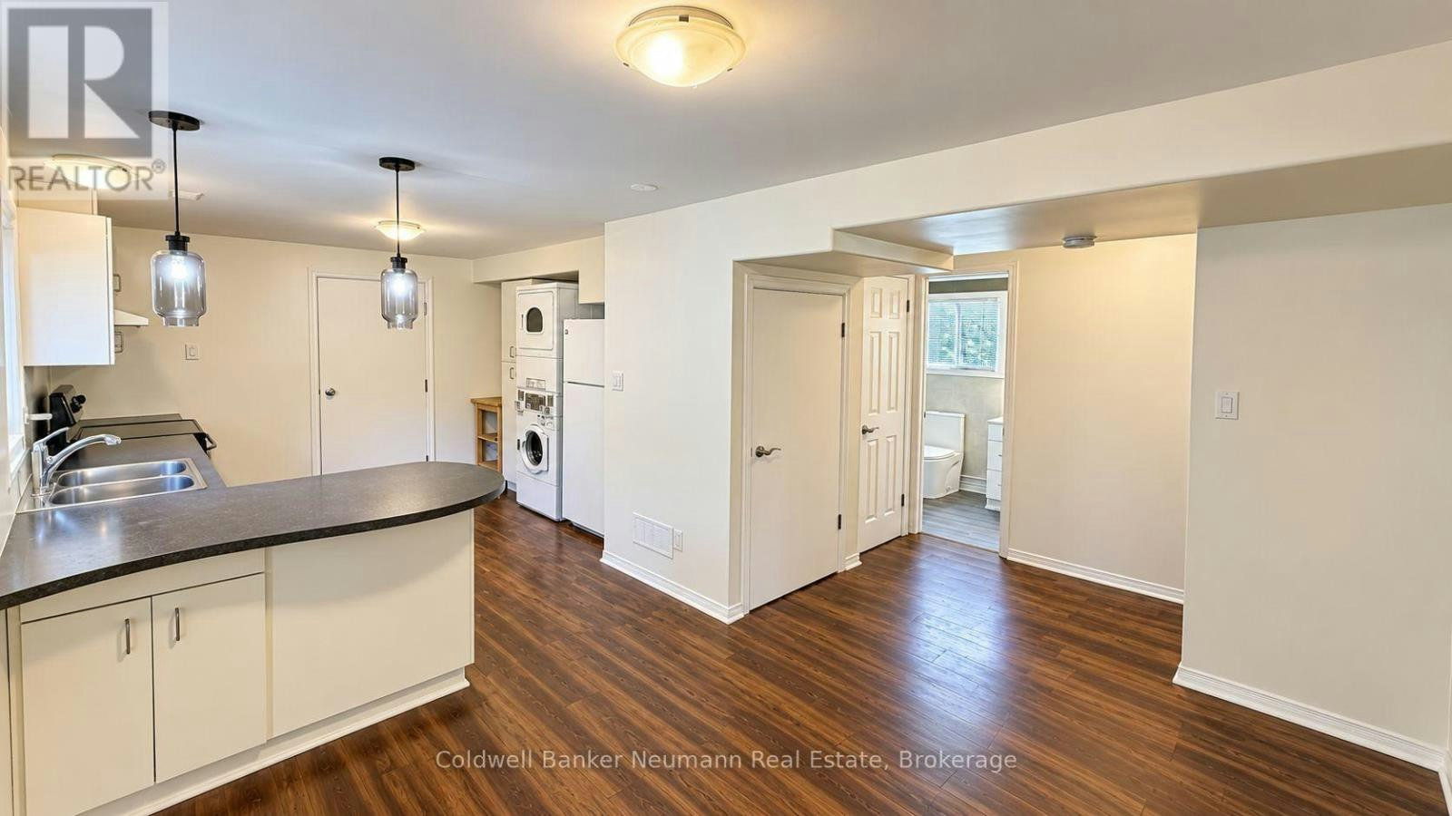 108 Toronto Street, Guelph, ON, N1E 3E4 - 4