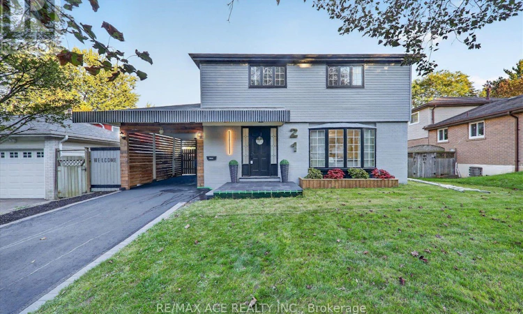 21 Sir Raymond Drive