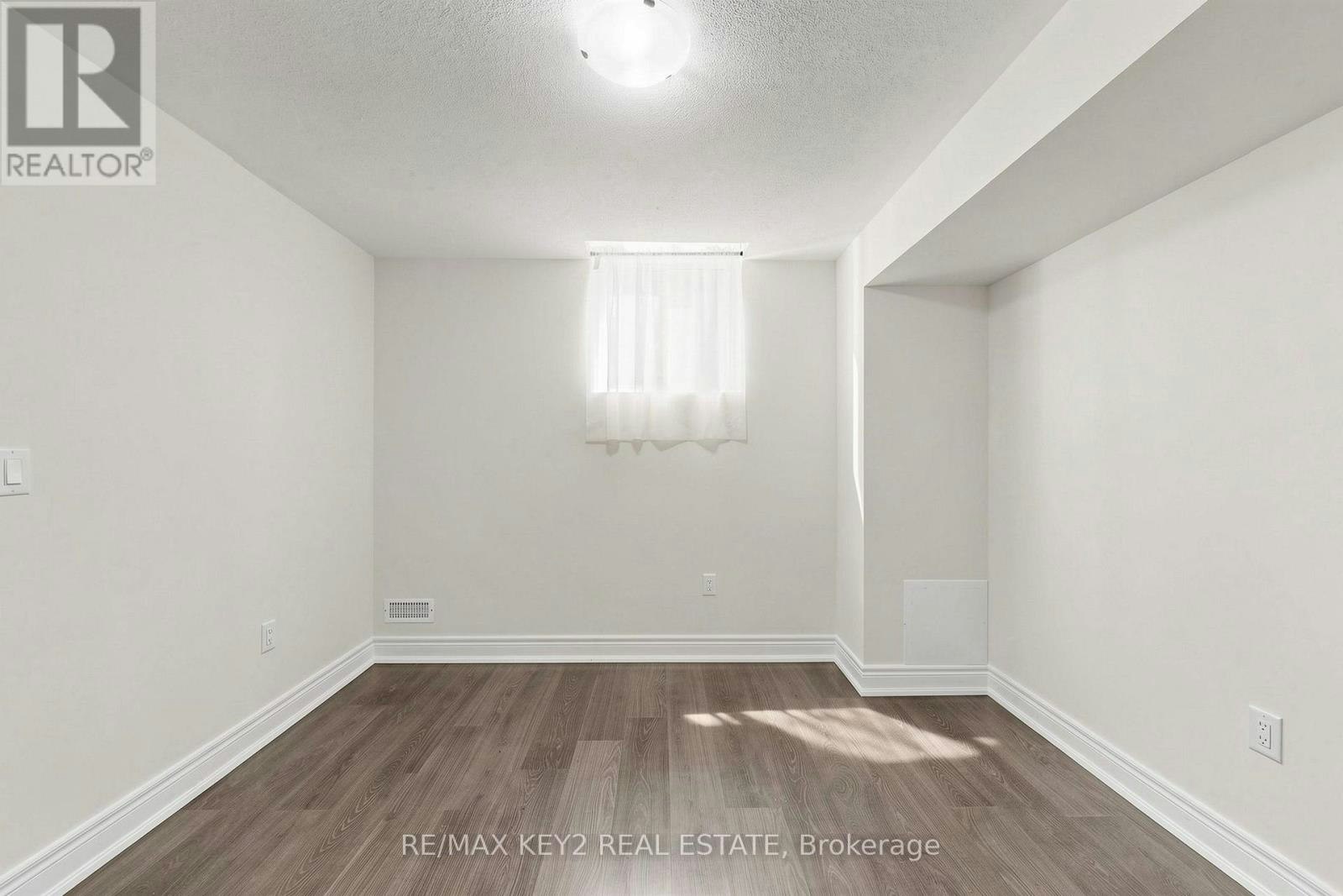BSMT-1008 Pelican Trail, Pickering, ON, L1X 0G7 - 14
