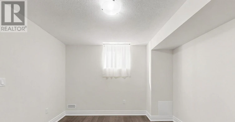 BSMT-1008 Pelican Trail, Pickering, ON, L1X 0G7 - 14