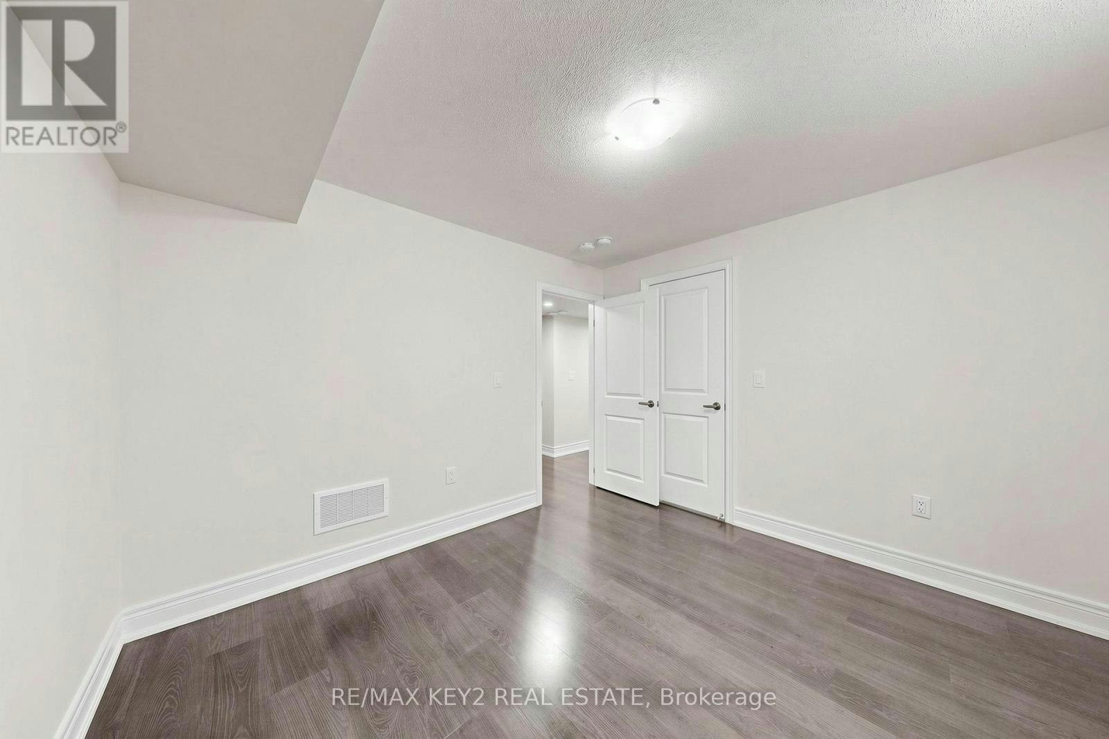 BSMT-1008 Pelican Trail, Pickering, ON, L1X 0G7 - 16