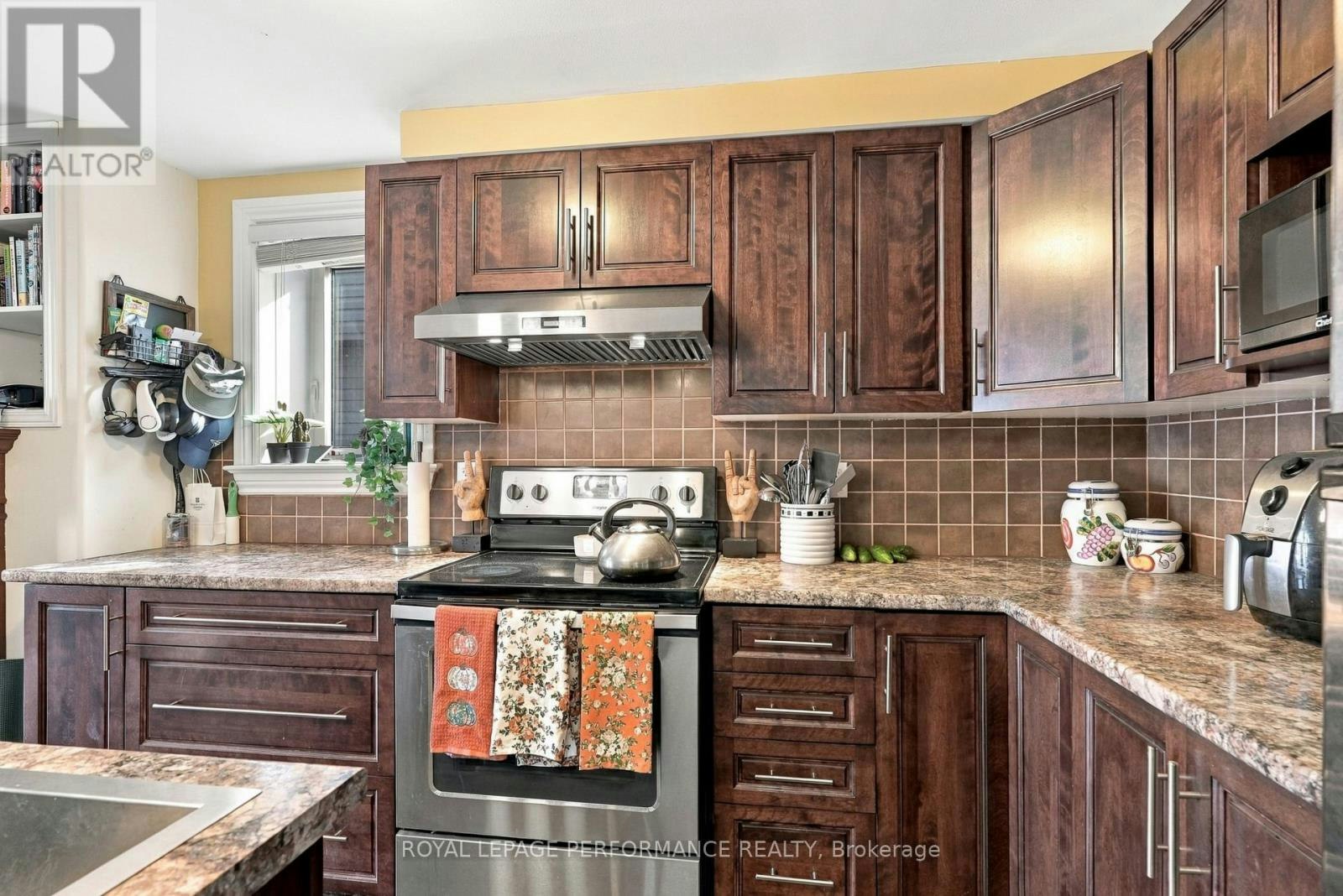 251 Topaze Crescent, Clarence-Rockland, ON, K4K 0E7 - 8