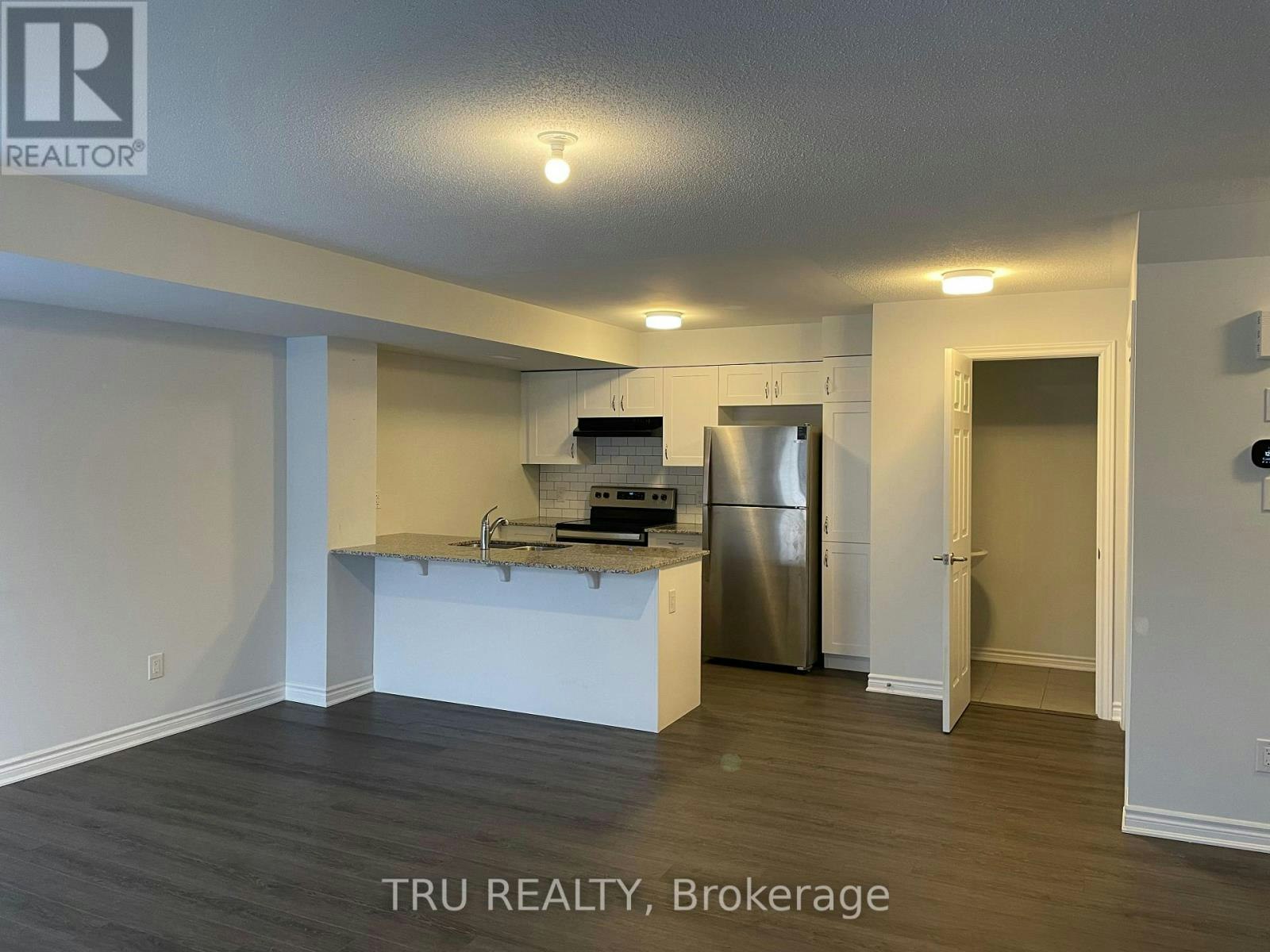 604 Lapland Terrace, Ottawa, ON, K2S 1B6 - 3
