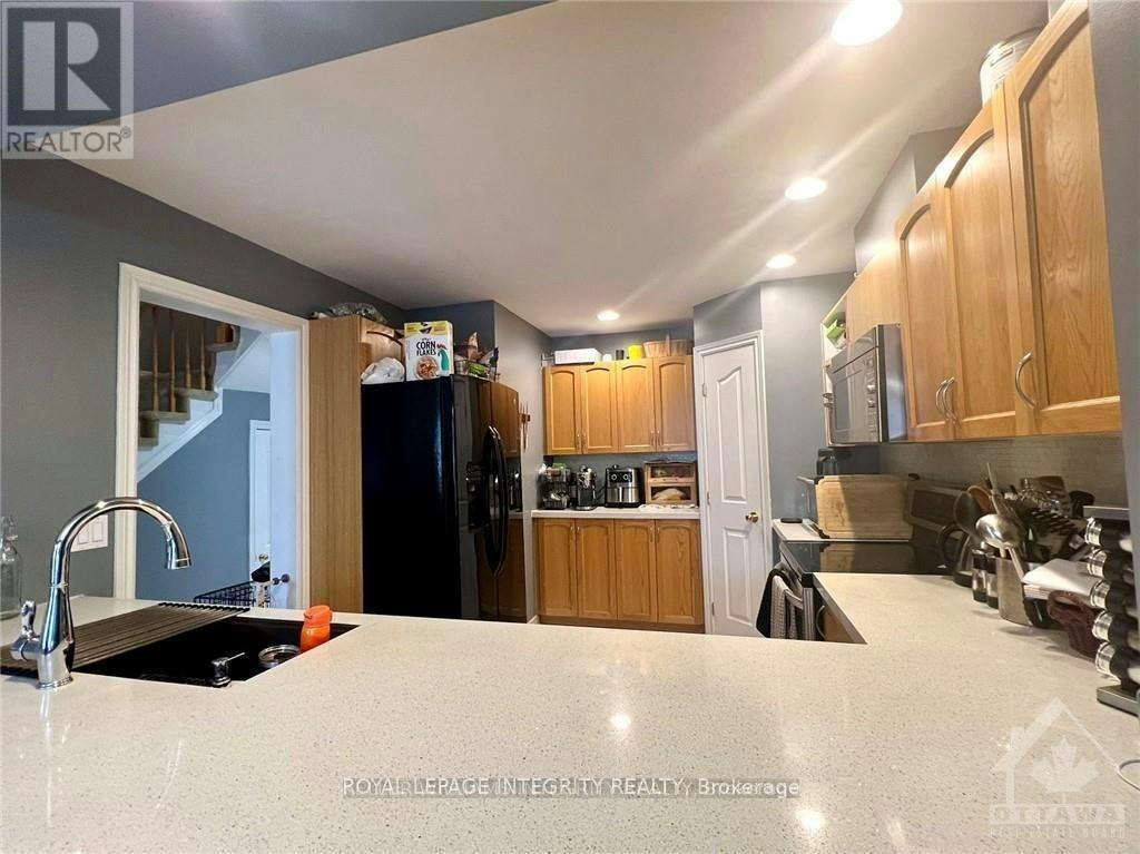 249 Saddlesmith Circle, Ottawa, ON, K2M 2Z1 - 9