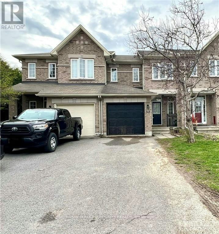 249 Saddlesmith Circle, Ottawa, ON, K2M 2Z1 - 2