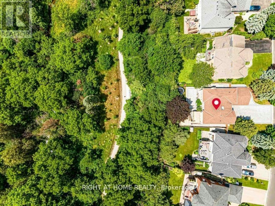 35 Harmony Hill Crescent, Richmond Hill, ON, L4C 8Z2