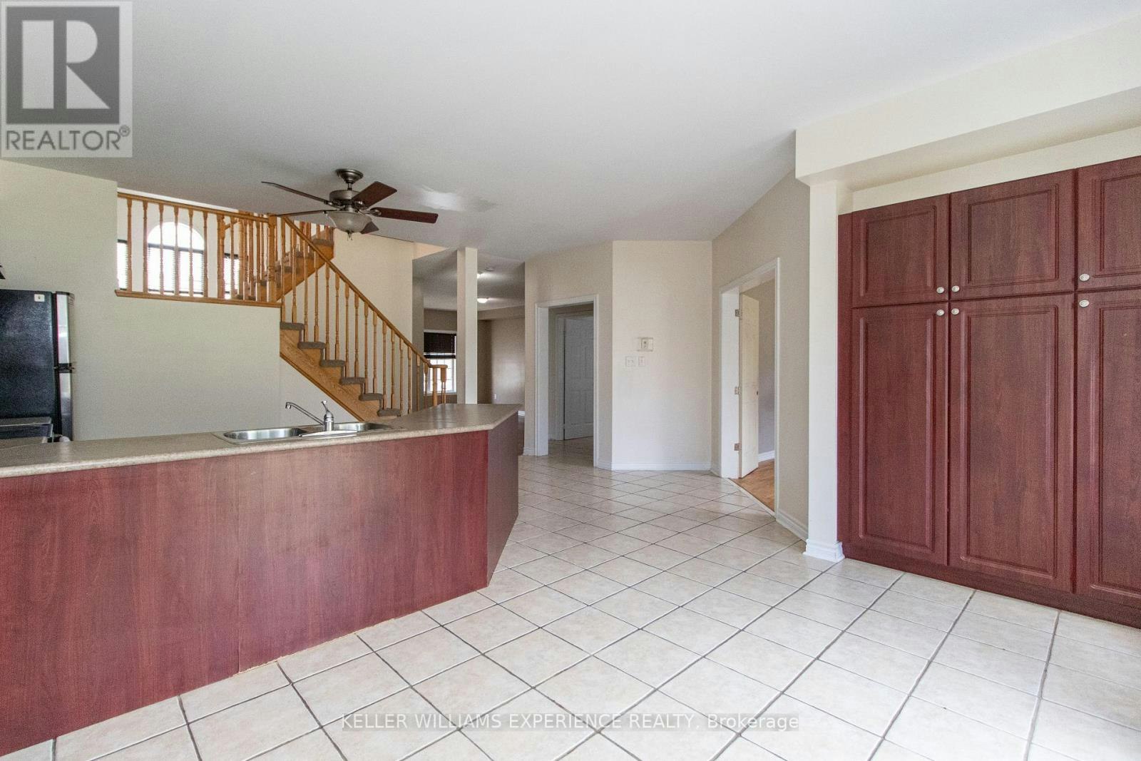 304 Country Lane, Barrie, ON, L4N 5Z6 - 8