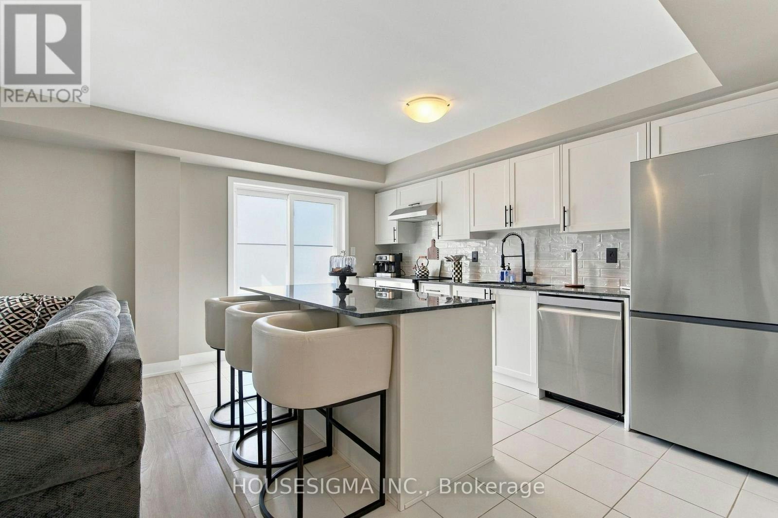 52 Hay Lane, Barrie, ON, L9N 0T8 - 13