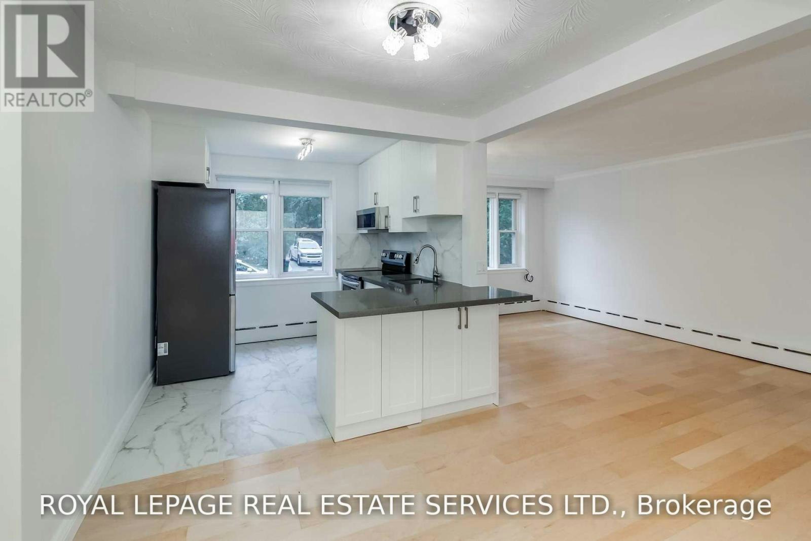 1-48 Indian Road Crescent, Toronto, ON, M6P 2G1 - 9