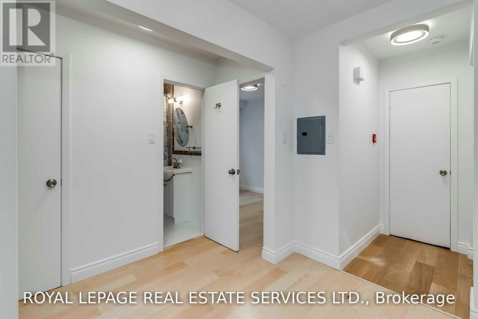 1-48 Indian Road Crescent, Toronto, ON, M6P 2G1 - 20